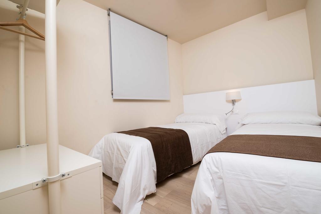 Apartaments Peronel.La Lleida Eksteriør bilde