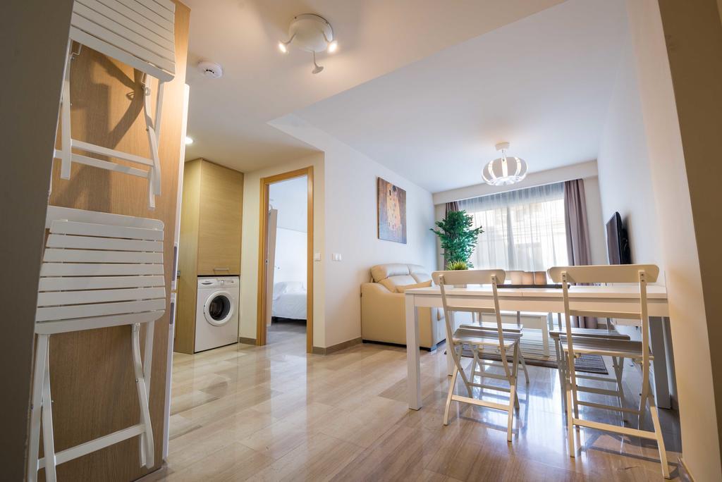 Apartaments Peronel.La Lleida Eksteriør bilde
